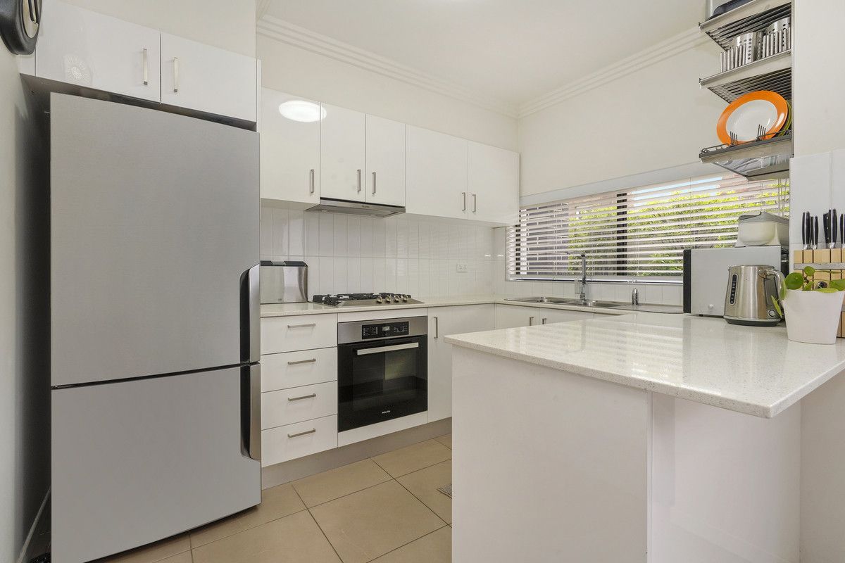 3/8 Hampton Street, Croydon Park NSW 2133, Image 2