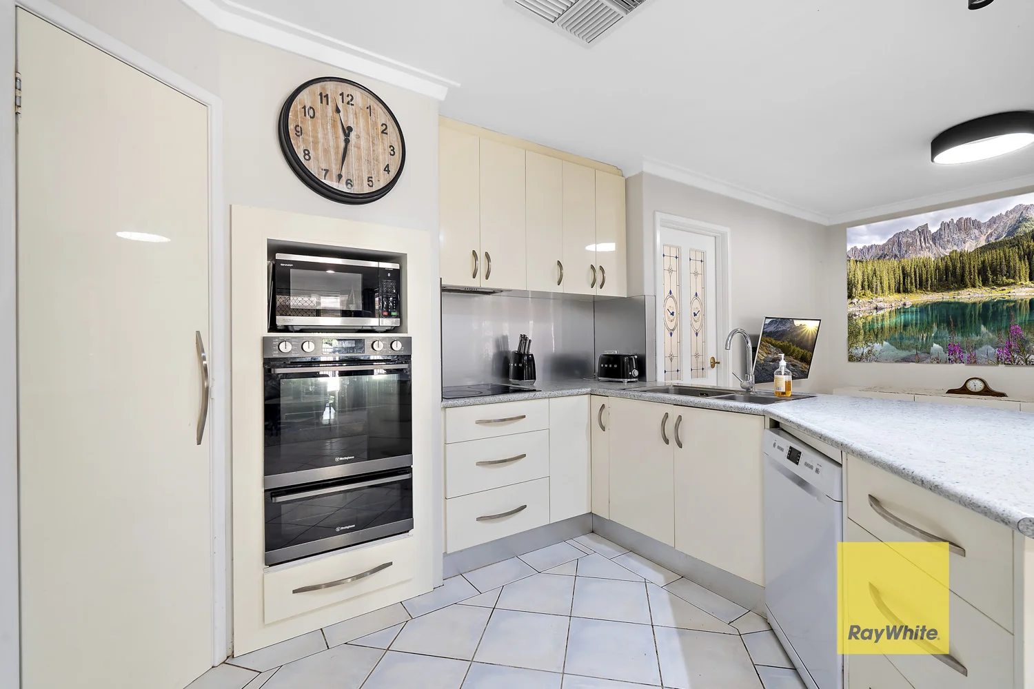 Additional image 4 of 4 Lakesend Road, Thornlie WA 6108