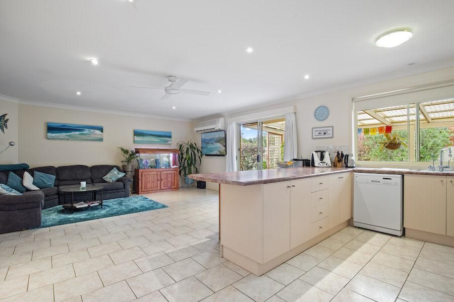 9 Flame Tree Court, Ulladulla NSW 2539, Image 2