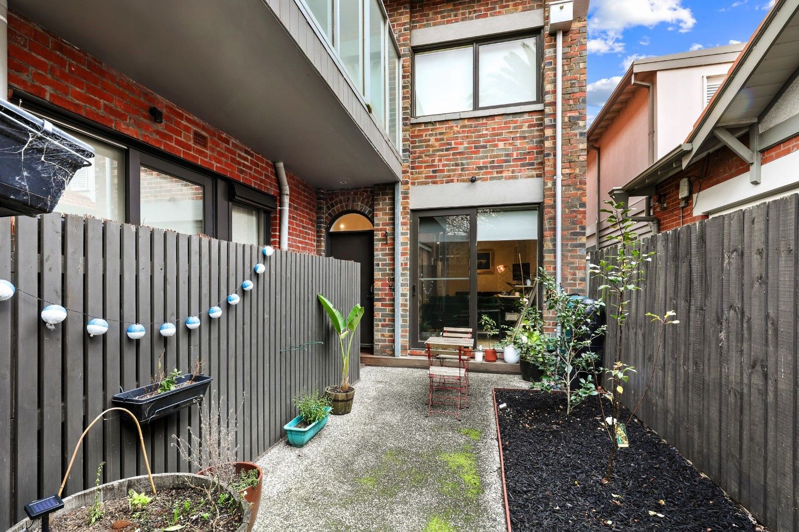 4/106 Addison Street, Elwood Property History & Address Research Domain