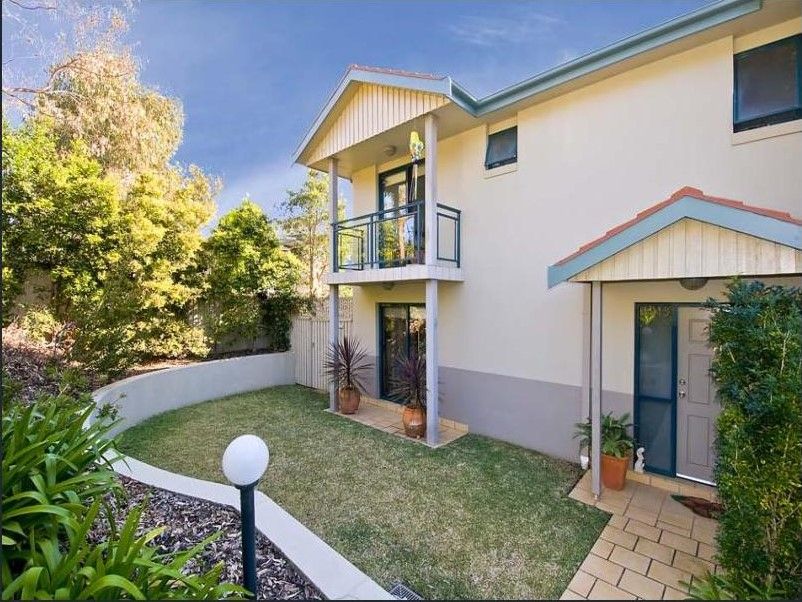 3 bedrooms Townhouse in 6/12 The Crescent AVALON BEACH NSW, 2107