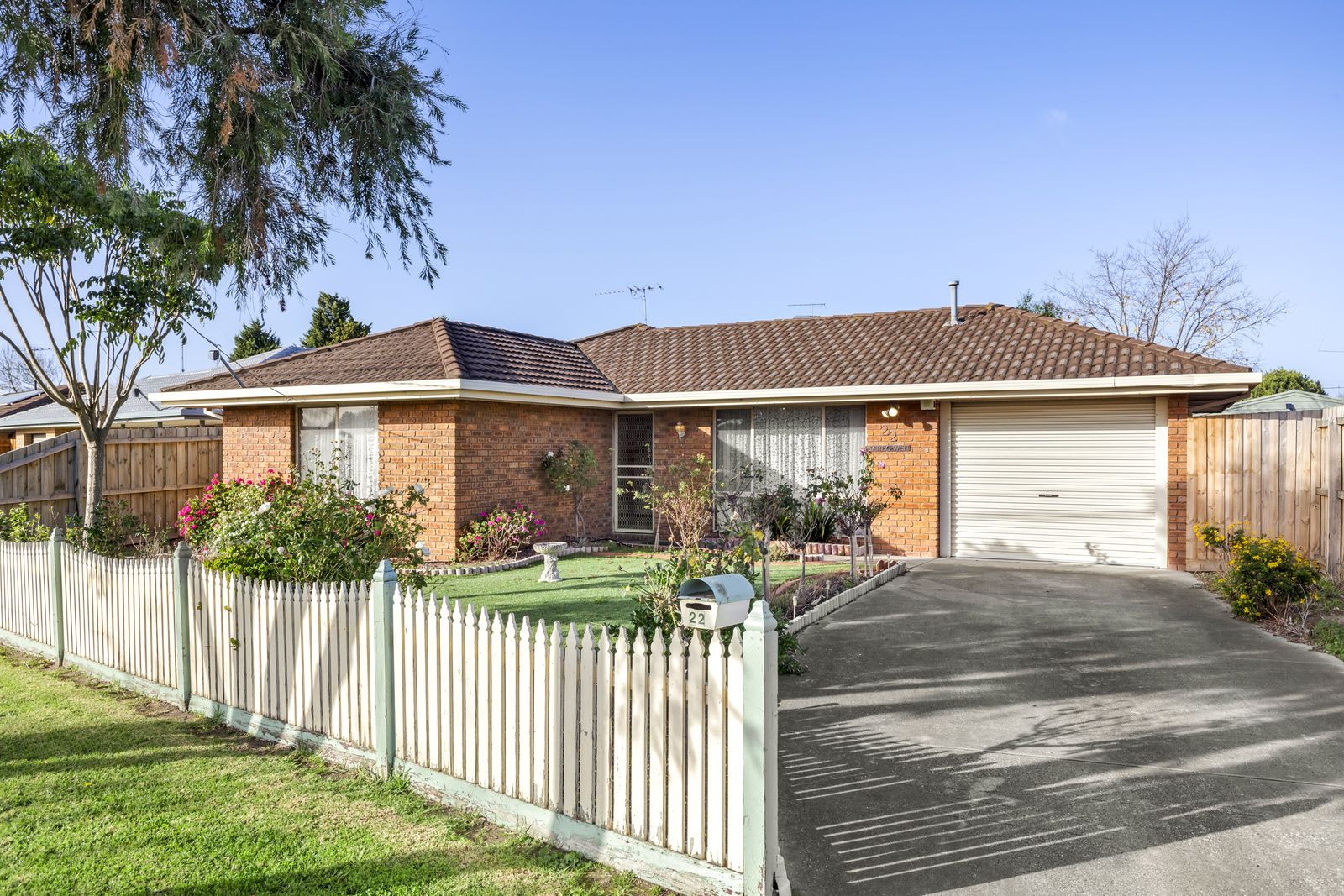 3 bedrooms House in 22 Filipi Drive ST ALBANS PARK VIC, 3219