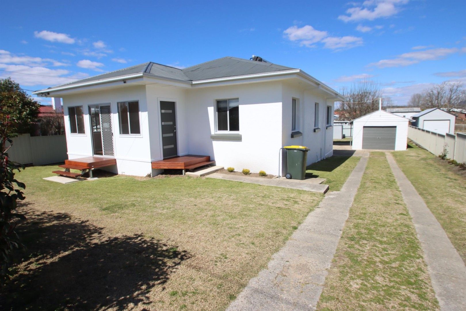 3 bedrooms House in 61 High Street TENTERFIELD NSW, 2372