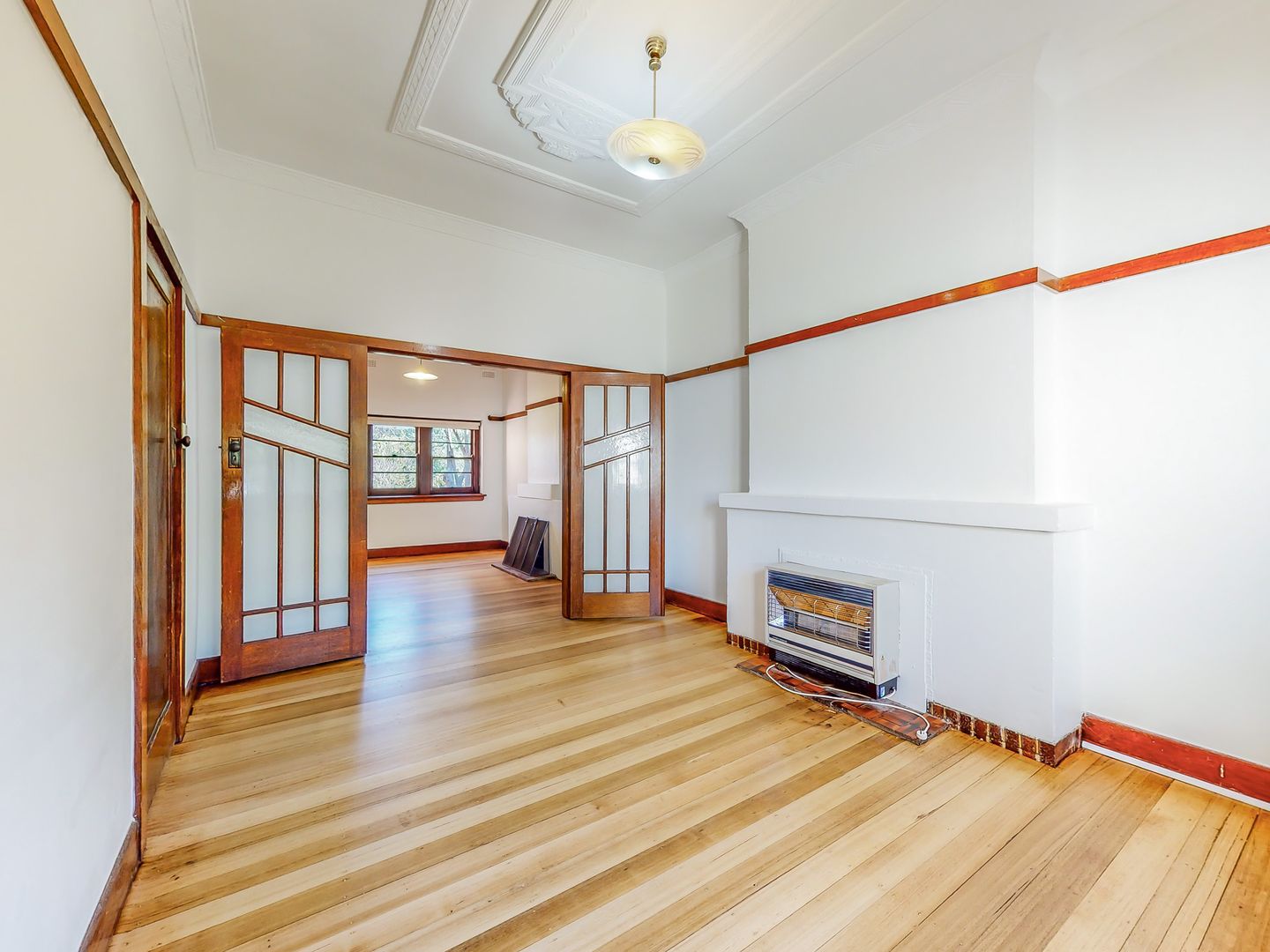 12A Lithgow Street, Glen Iris VIC 3146 House For Rent 495 Domain