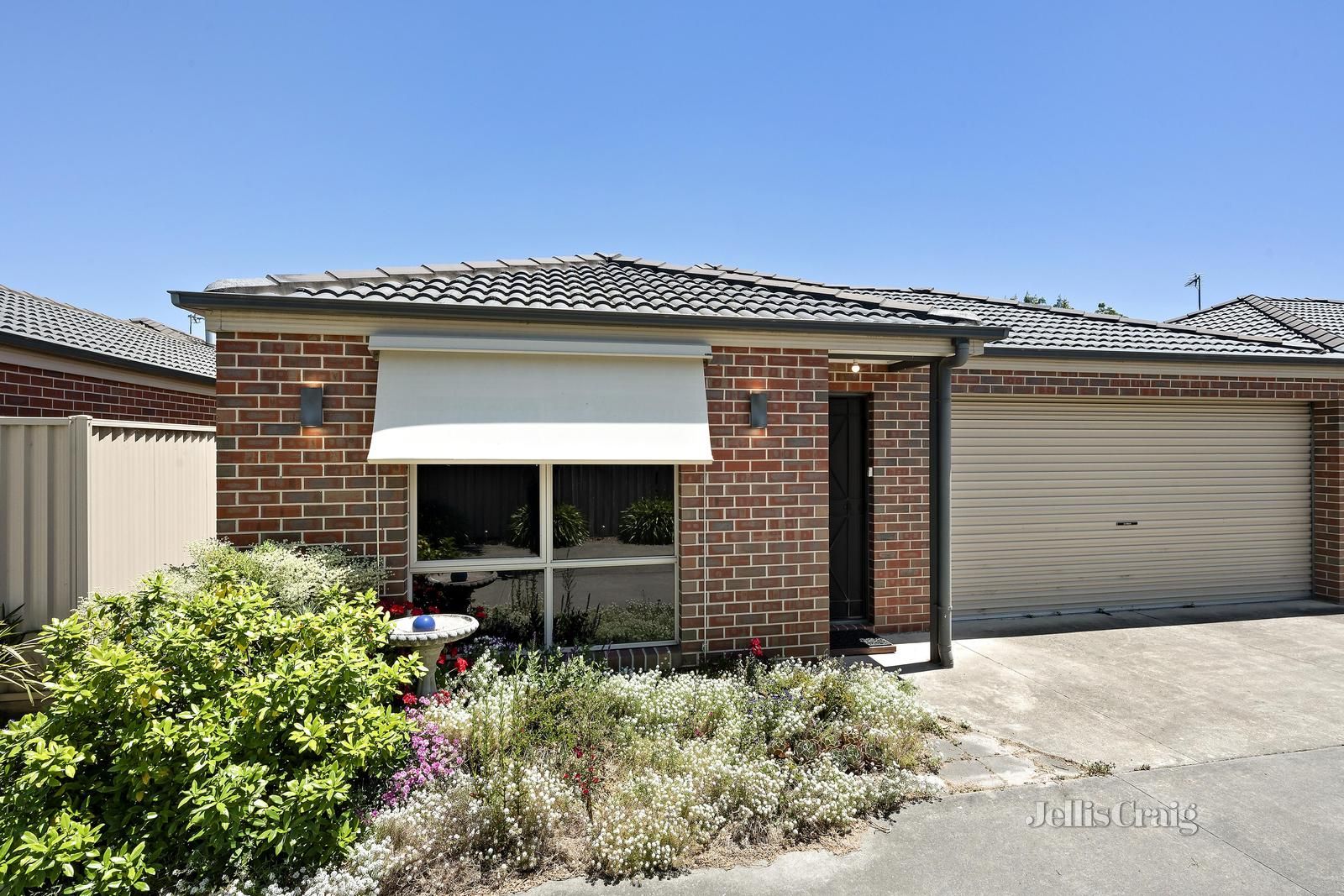 2/1 Water Street, Brown Hill VIC 3350, Image 0
