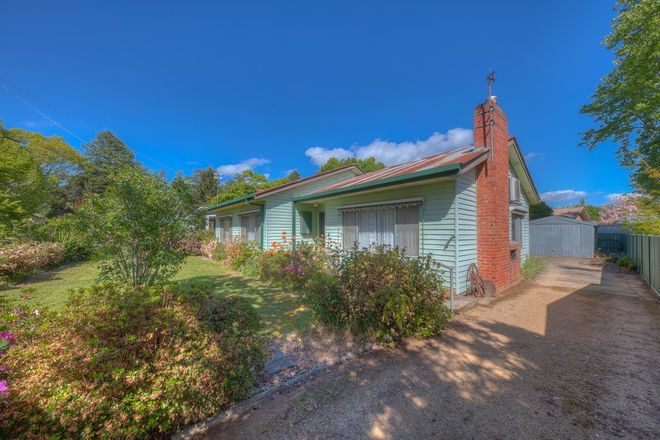 Picture of 3 Orana Avenue, BRIGHT VIC 3741