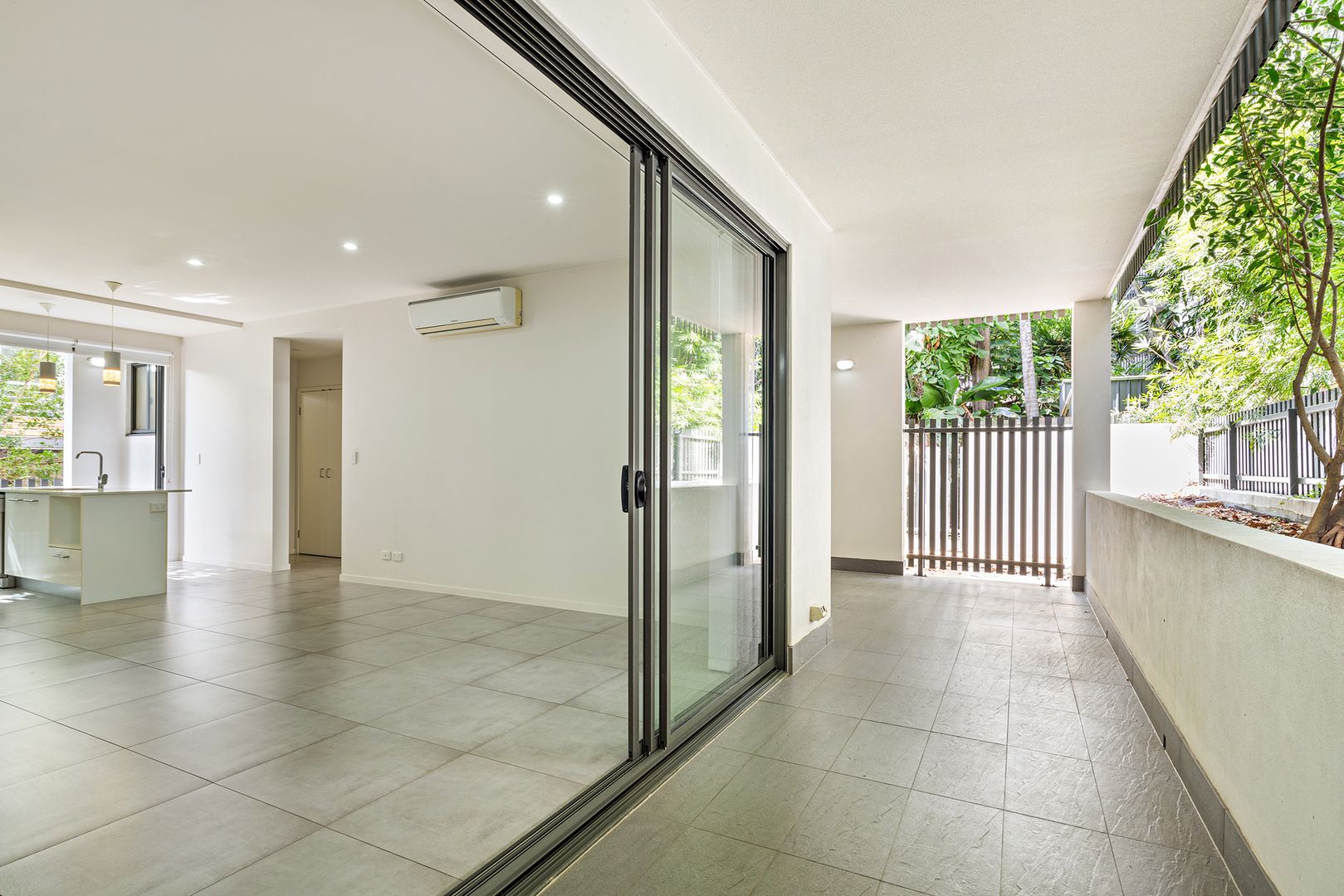 4/15 Lytton Road, Bulimba QLD 4171, Image 1