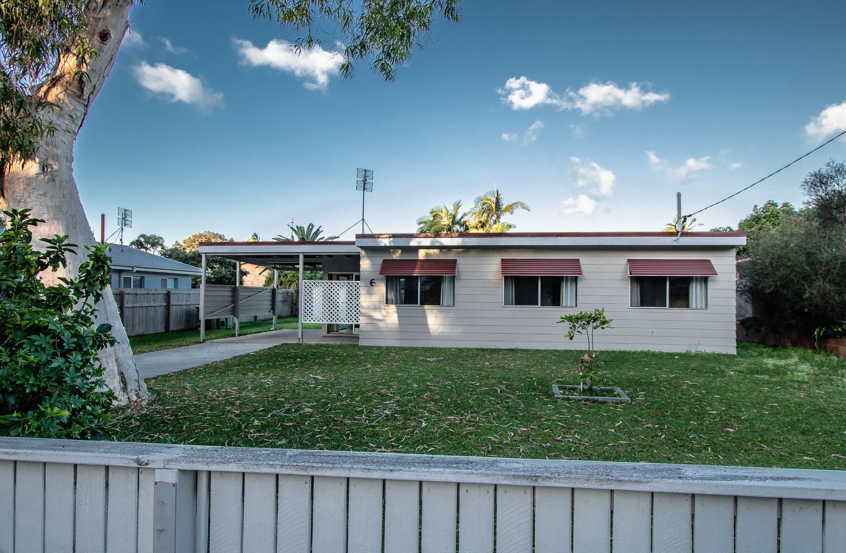 6 Russell Street, Coolum Beach Property History & Address Research