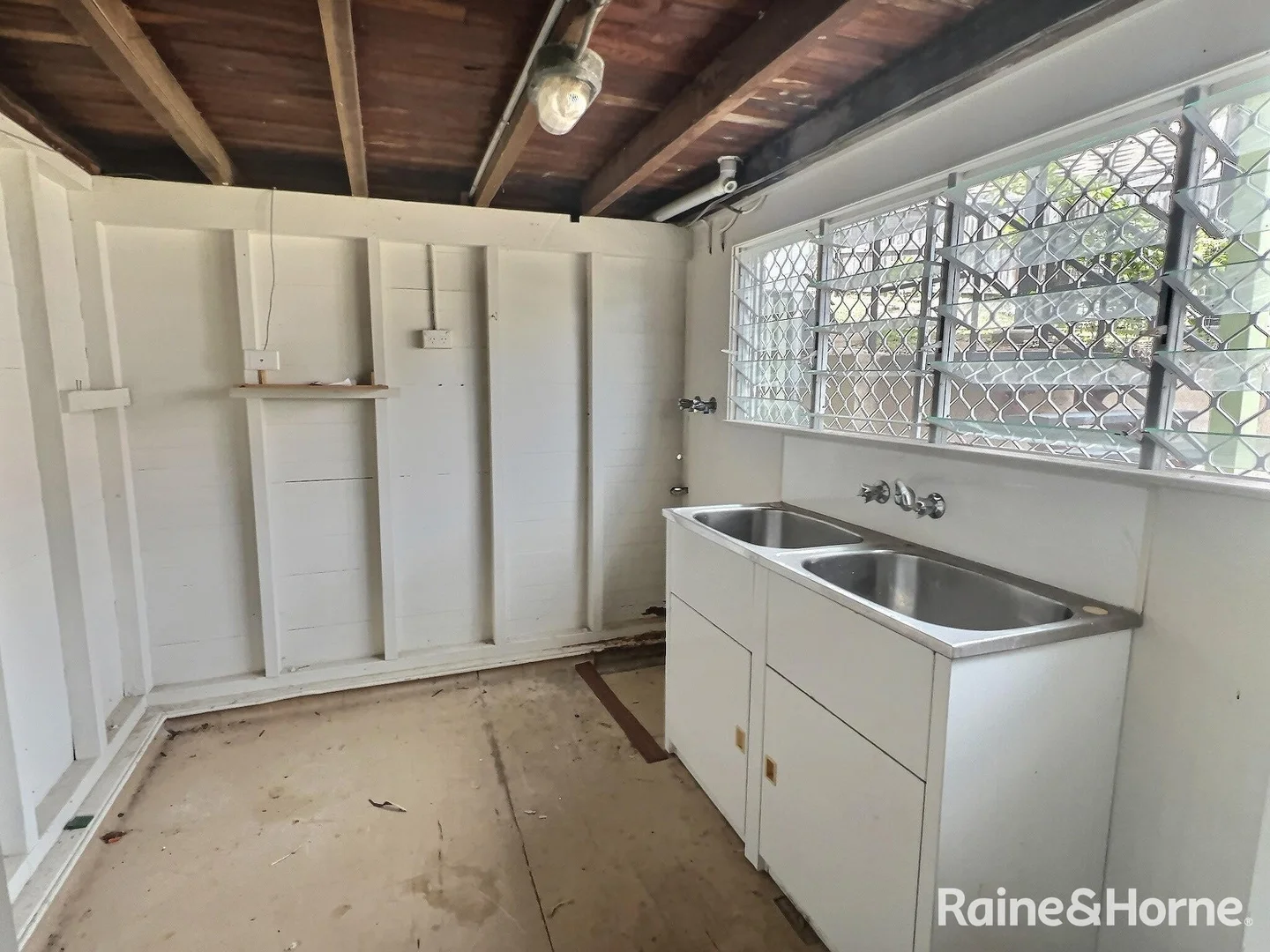 Additional image 10 of 32 Higgins Street, West Gladstone QLD 4680