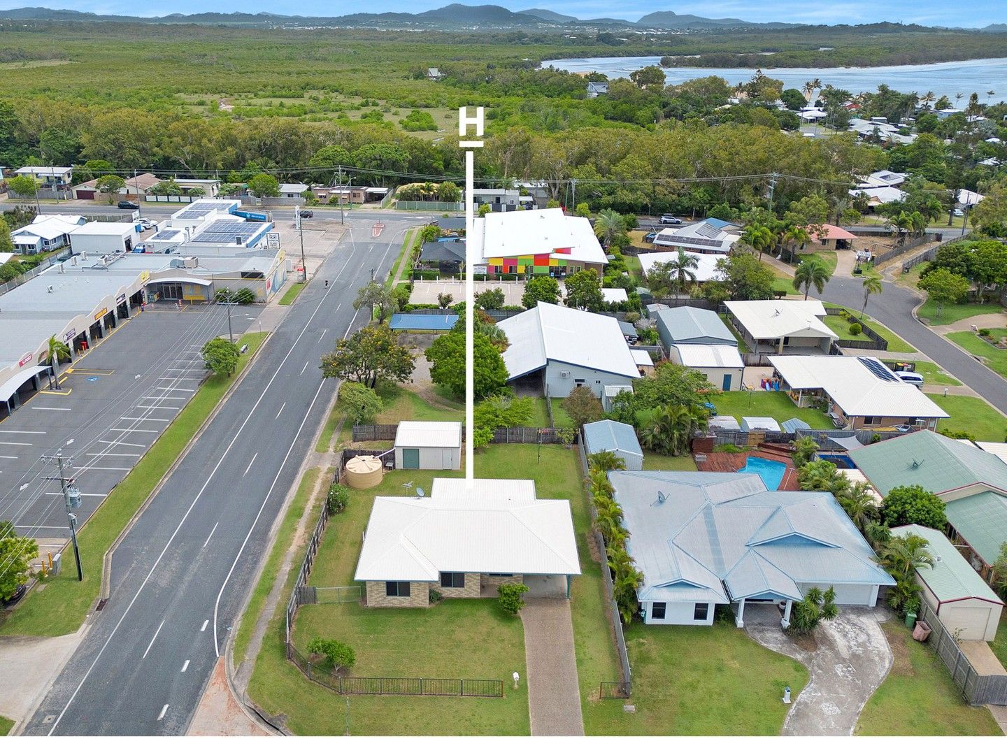 1 Seabreeze Court, Slade Point QLD 4740, Image 0