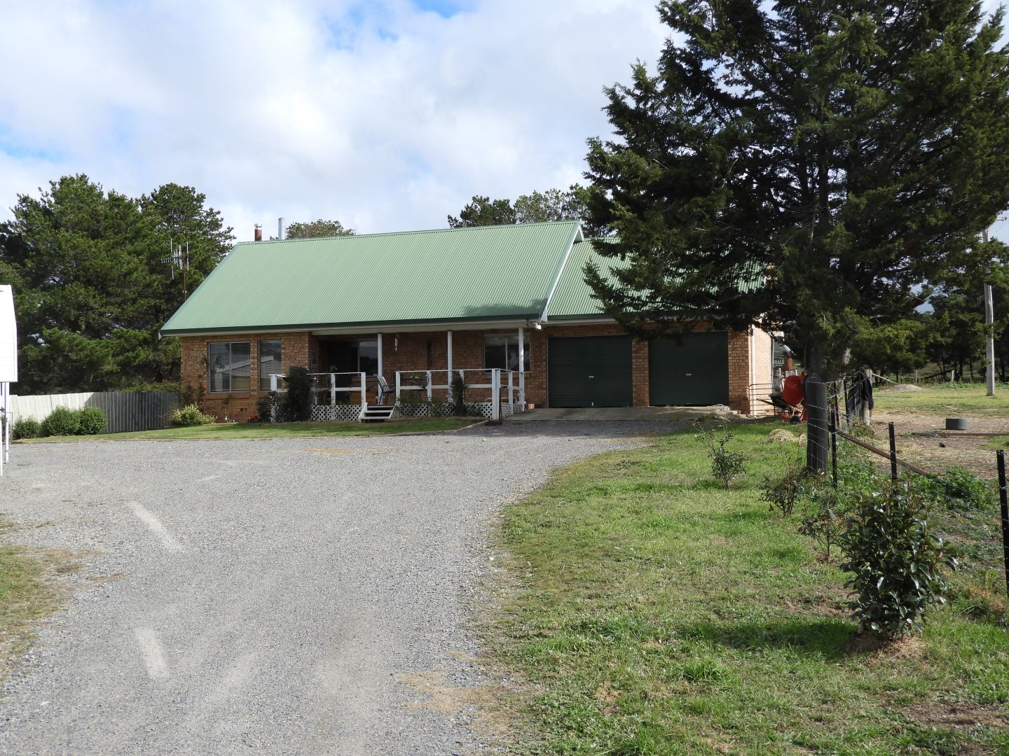 1577 Middle Arm Road, Middle Arm Property History & Address Research