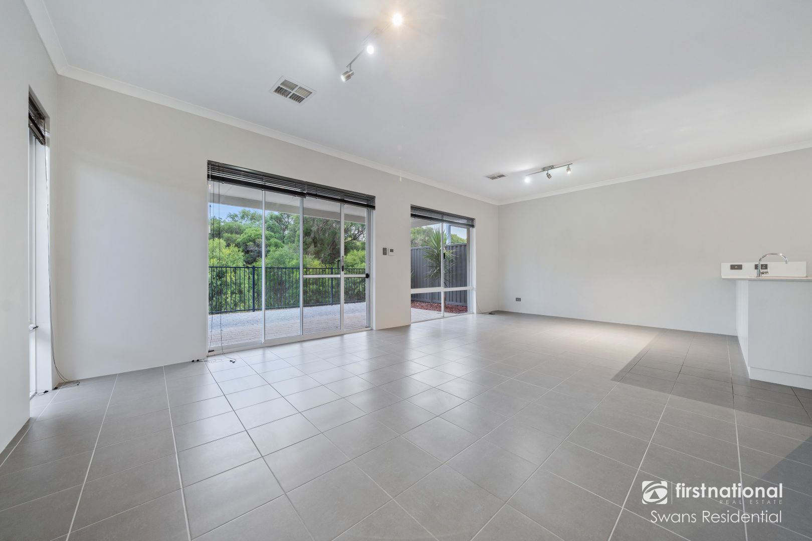 17 Jericho Lane, Aveley WA 6069, Image 2