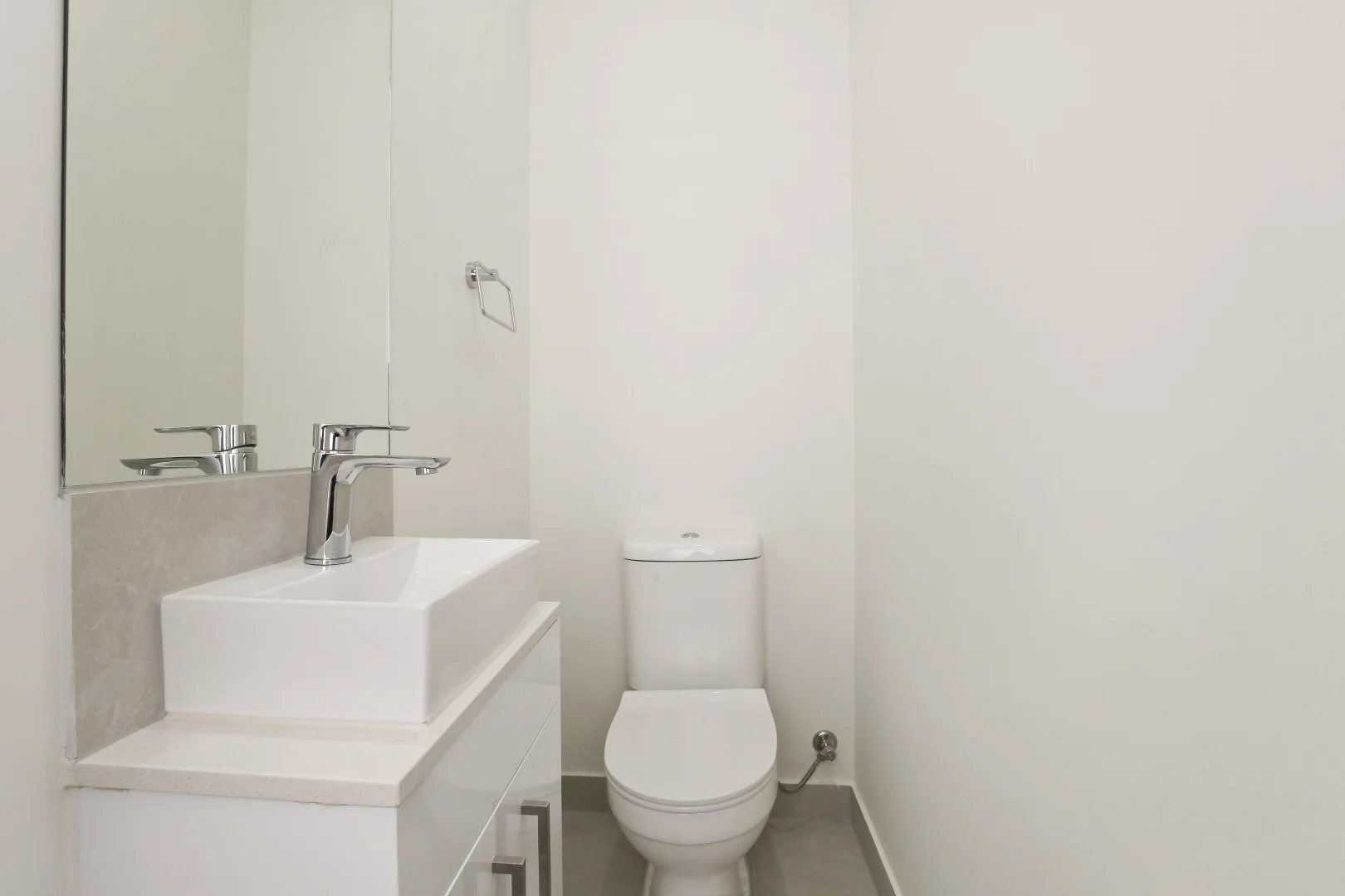 Additional image 9 of 2/5 Bristol Road, Pascoe Vale VIC 3044