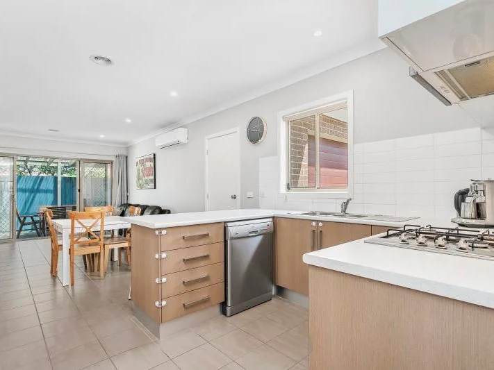 Additional image 3 of 2/2 Pearce Court, Altona Meadows VIC 3028