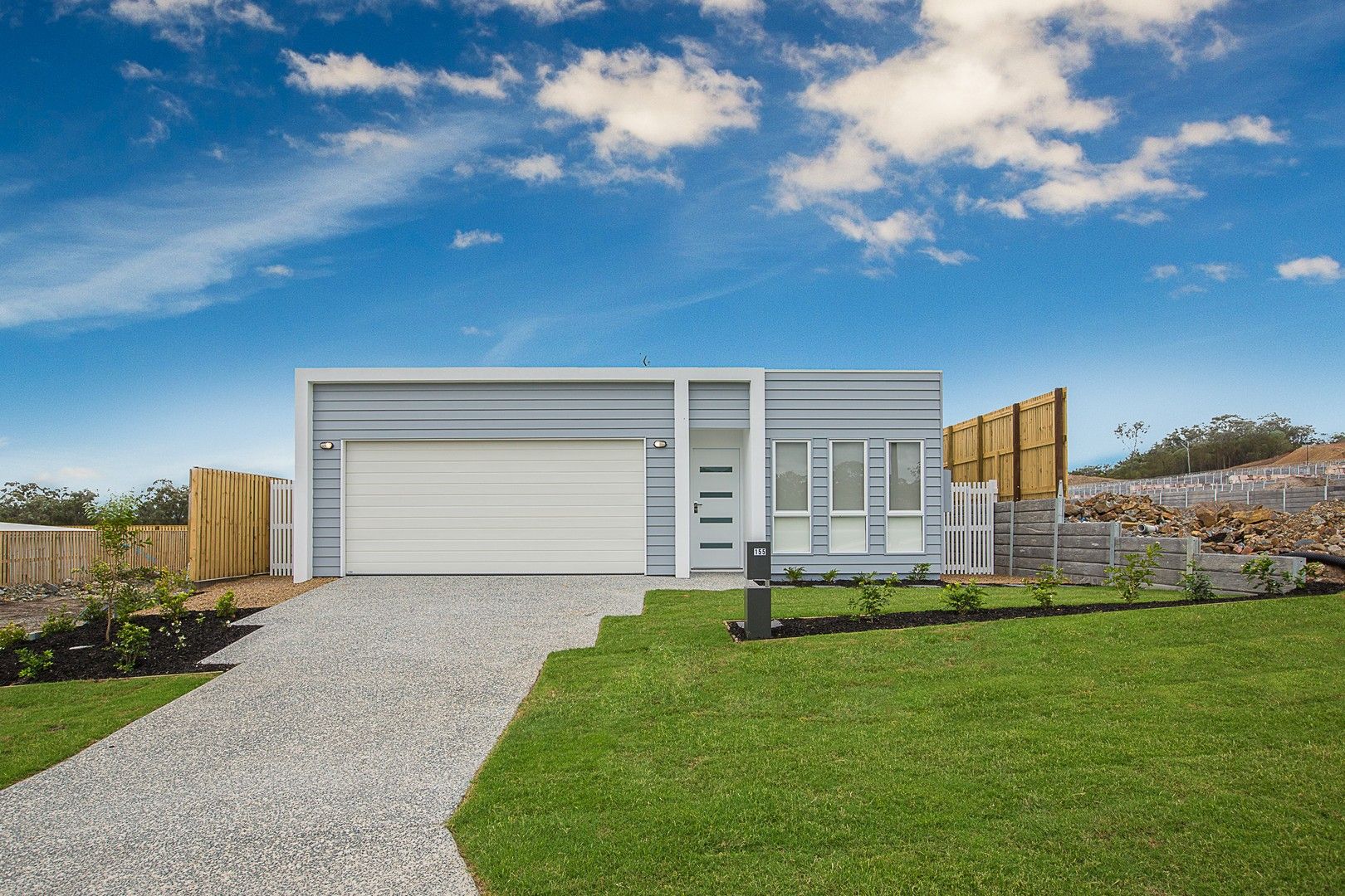 155 The Heights Boulevard, Pimpama QLD 4209 House For Rent 680