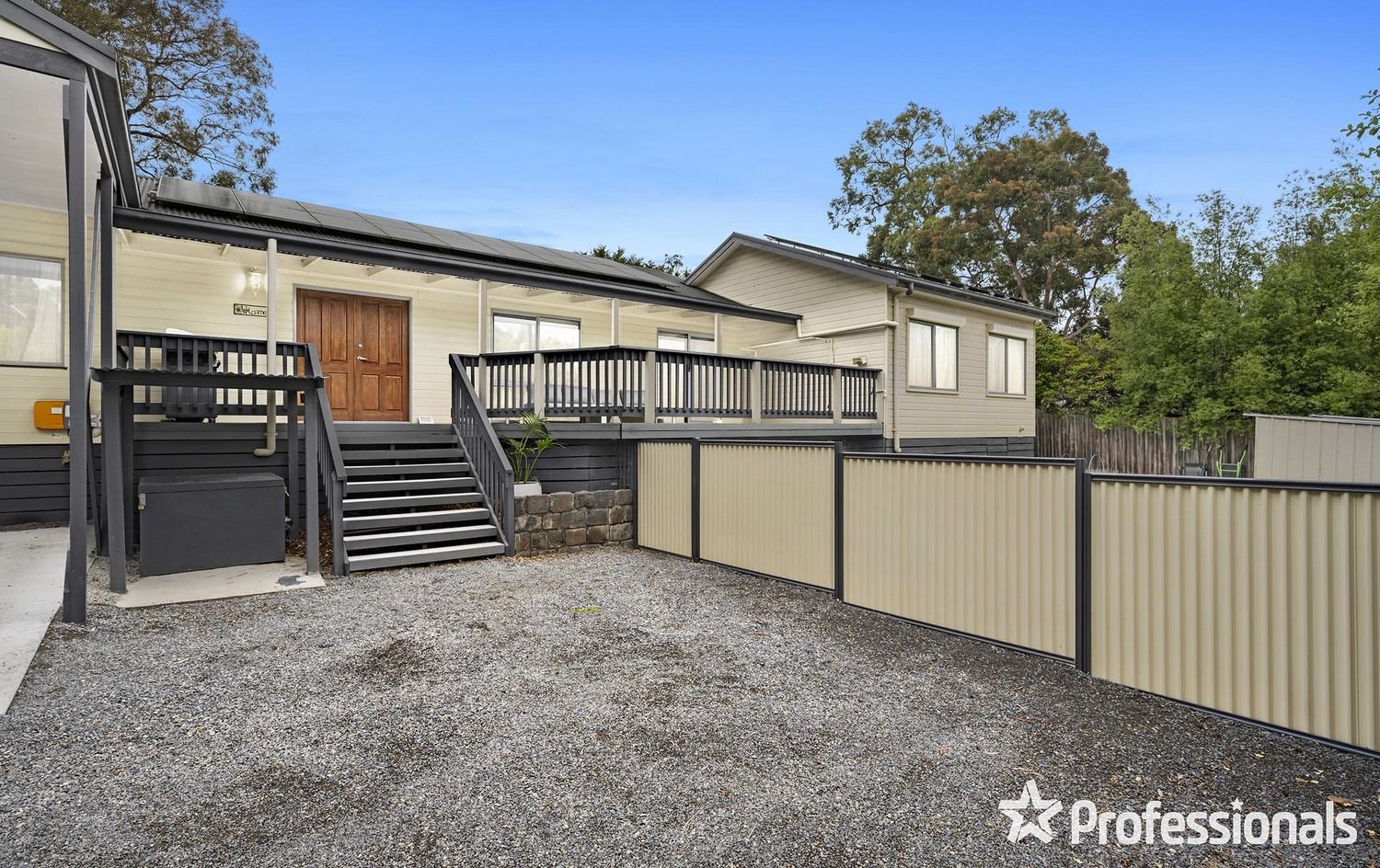5 bedrooms House in 28A Stubbs Avenue MOUNT EVELYN VIC, 3796