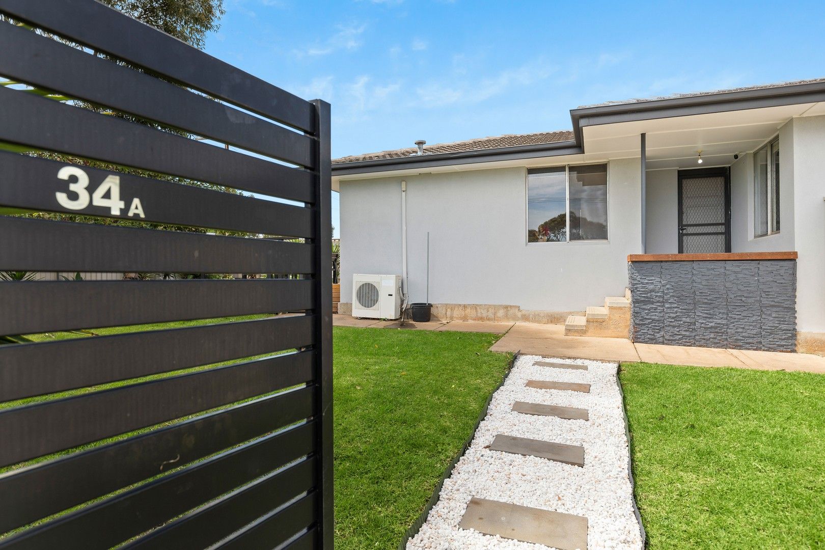 3 bedrooms House in 34A Felix Crescent MORPHETT VALE SA, 5162