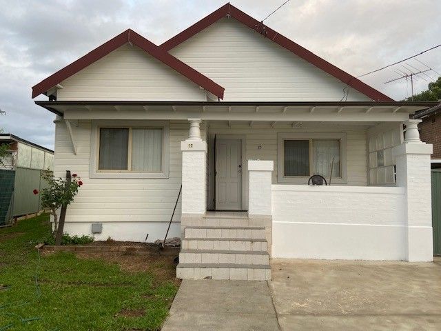 3 bedrooms House in 17 Hunter Street AUBURN NSW, 2144