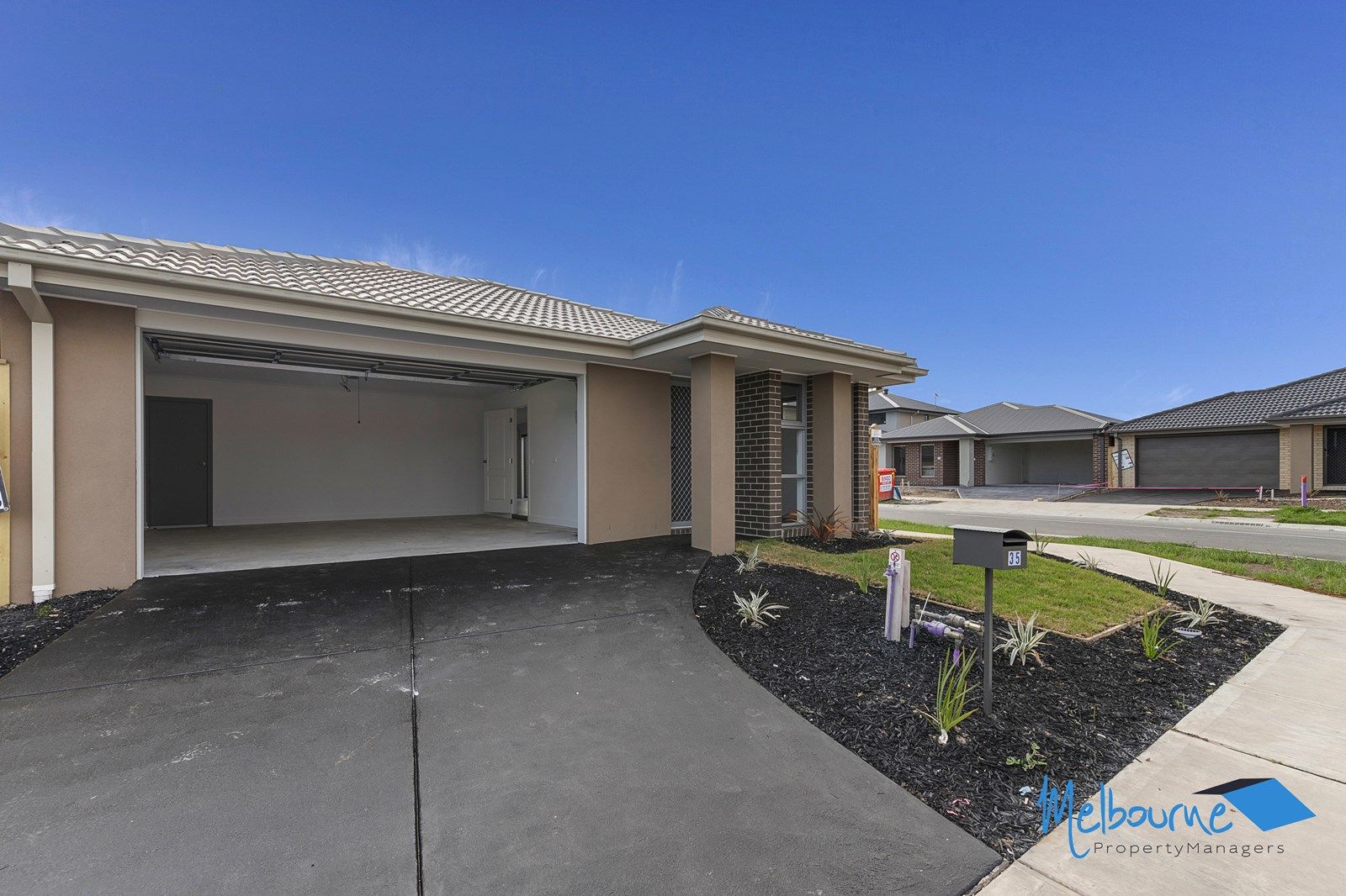 35 Tara Boulevard, Officer VIC 3809, Image 1