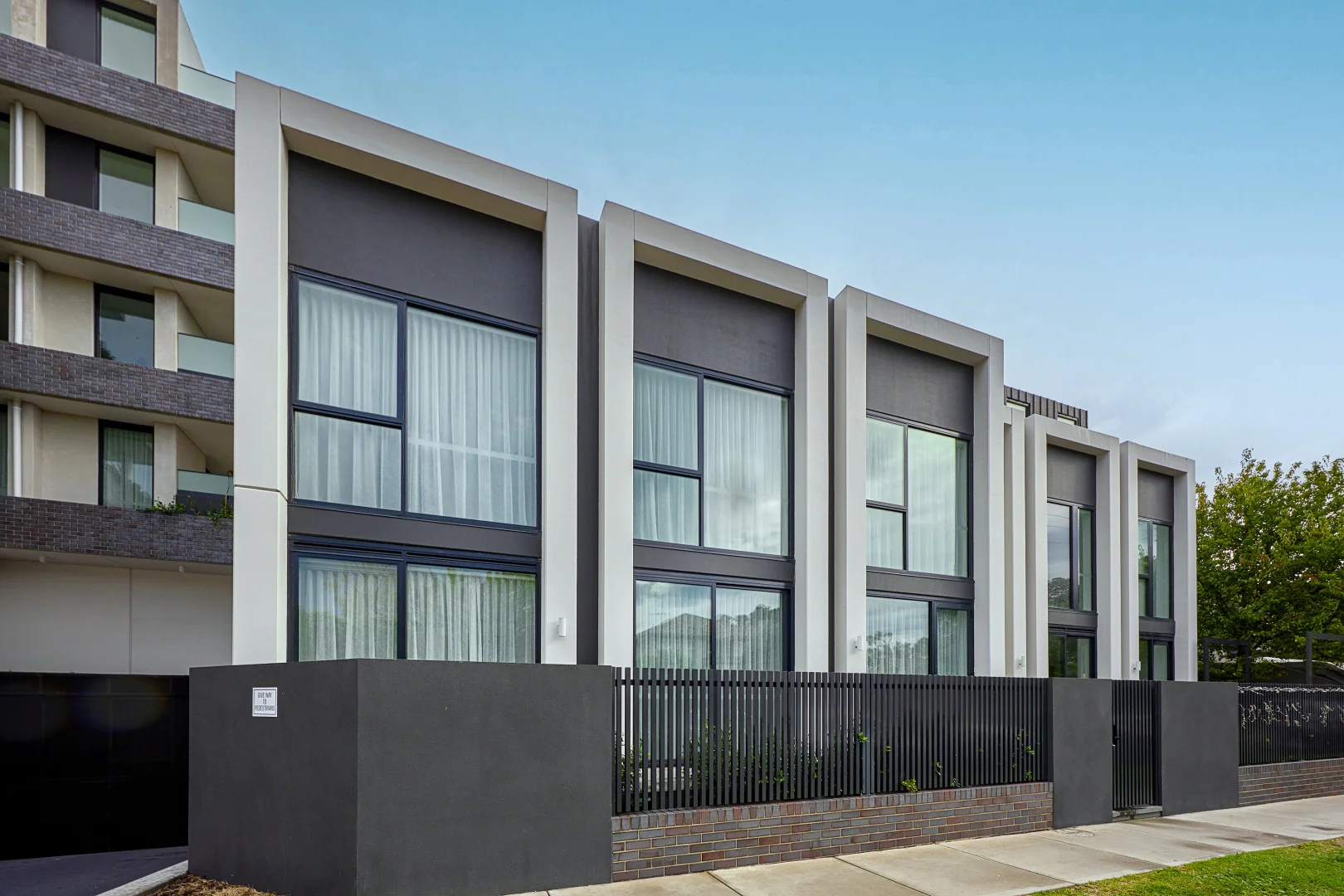 Additional image 18 of 2/82 Holyrood Street, Hampton VIC 3188