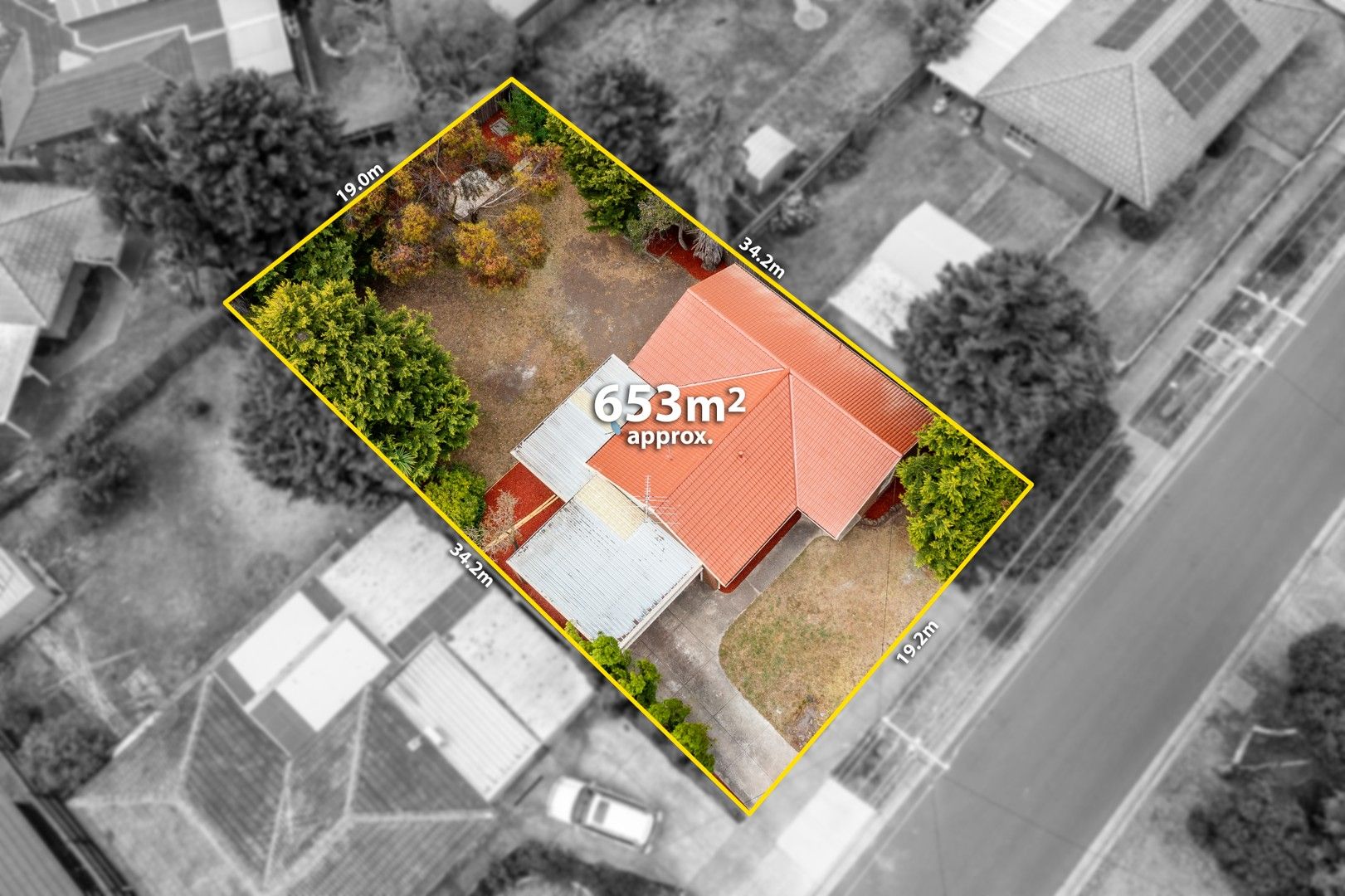 2 Banbury Crescent, Craigieburn VIC 3064, Image 0