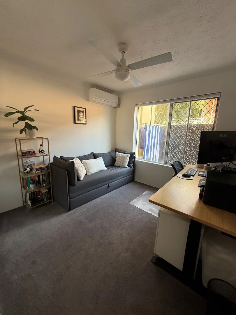 Additional image 13 of 2/166 Surf Parade, Broadbeach QLD 4218