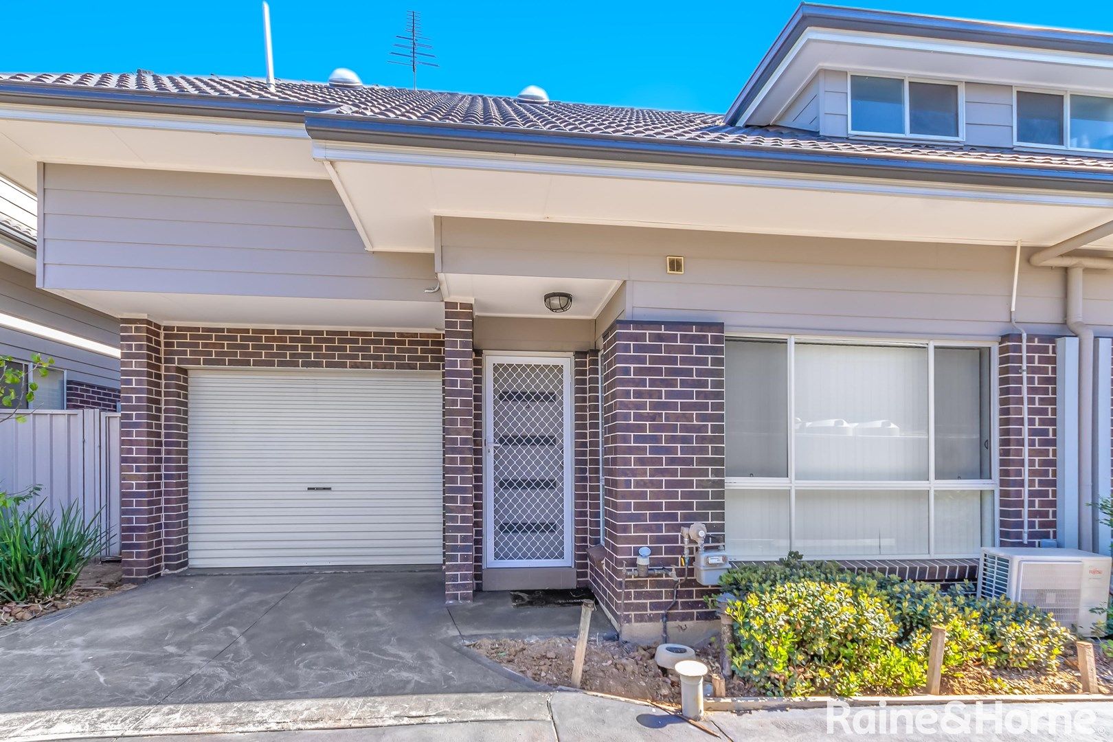 2 bedrooms House in 3/8 Braddon Street OXLEY PARK NSW, 2760