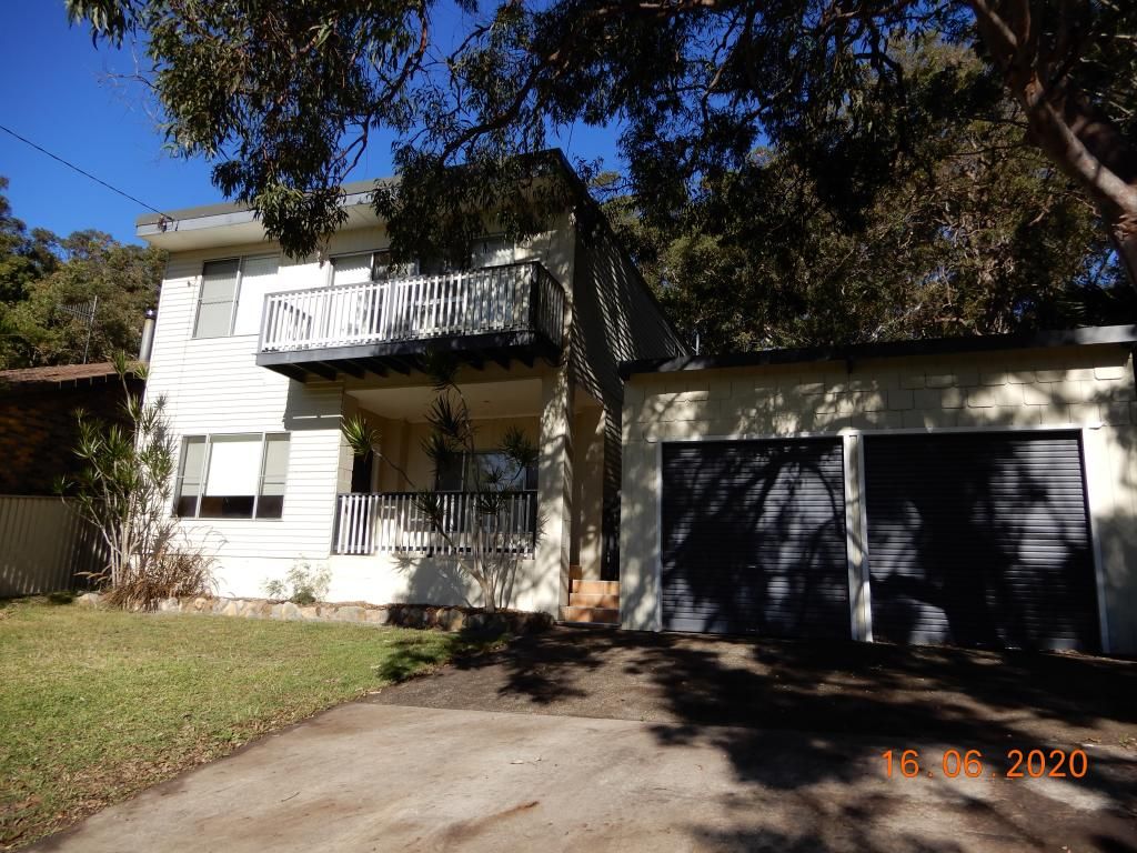 3 bedrooms House in 137 GREEN POINT DRIVE GREEN POINT NSW, 2428