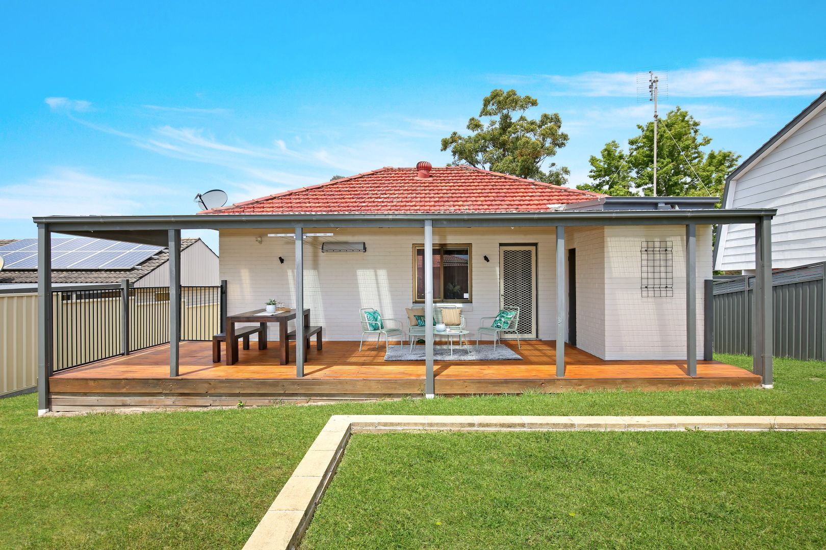 68 Stanley Avenue, Farmborough Heights NSW 2526, Image 2