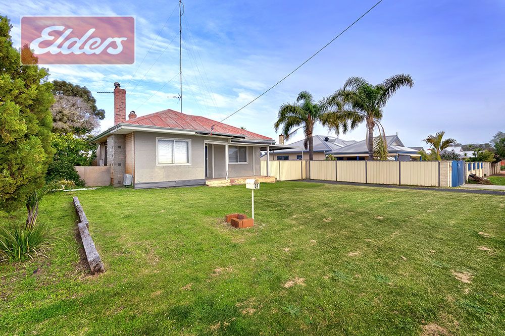 2 bedrooms House in 31 Wilson Street CAREY PARK WA, 6230