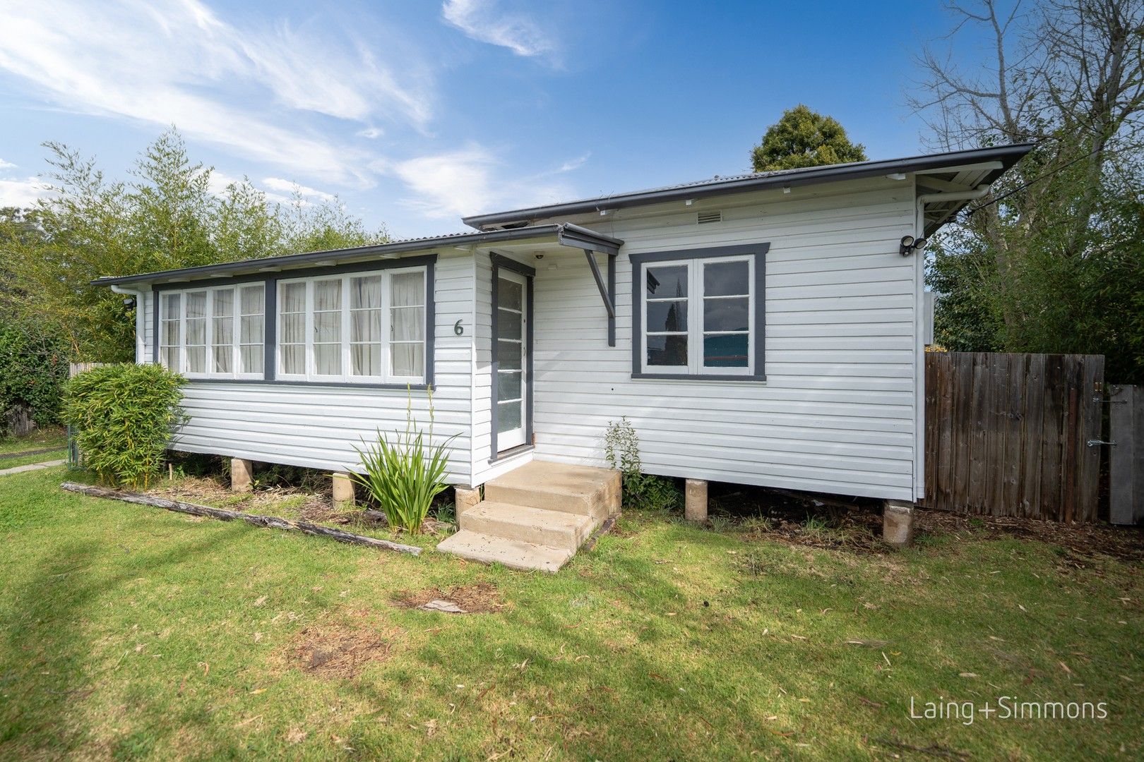 3 bedrooms House in 6 Bundarra Road ARMIDALE NSW, 2350