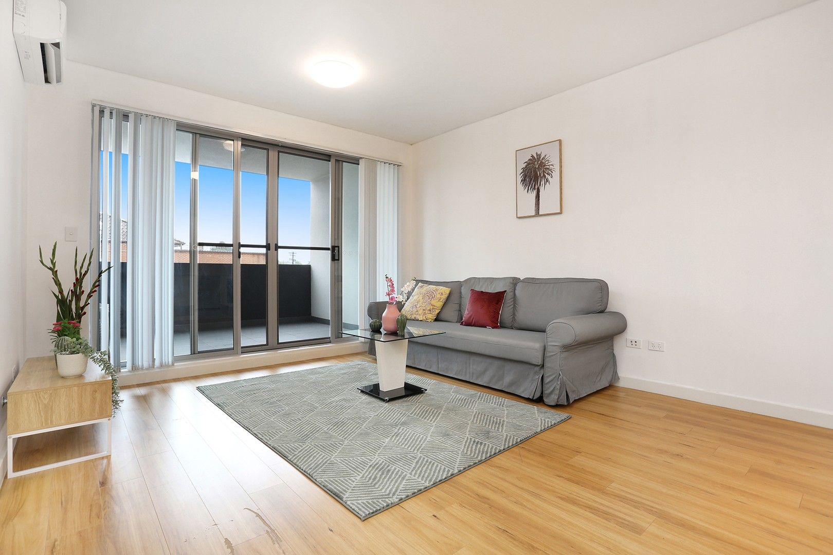 1 bedrooms Apartment / Unit / Flat in 102/273-277 Burwood Road BELMORE NSW, 2192