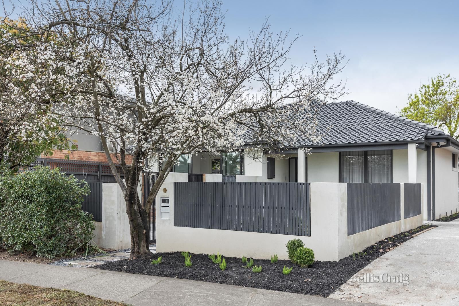 3 bedrooms Townhouse in 31 Nicholson Street BALWYN NORTH VIC, 3104