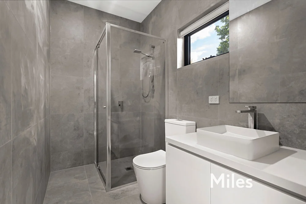 Additional image 6 of 2/11 Mount Ida Avenue, Rosanna VIC 3084