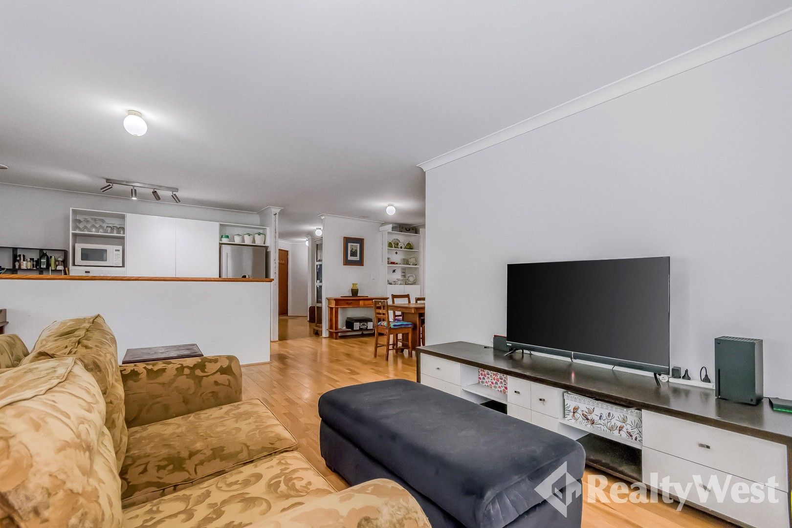 11 Philomel Close, Redcliffe WA 6104, Image 0