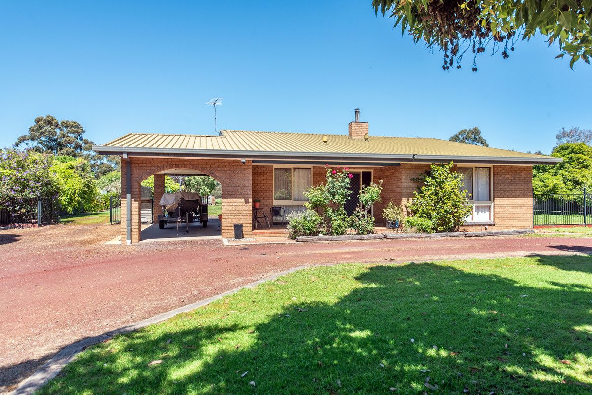 3 bedrooms House in 131 Digby Road HAMILTON VIC, 3300