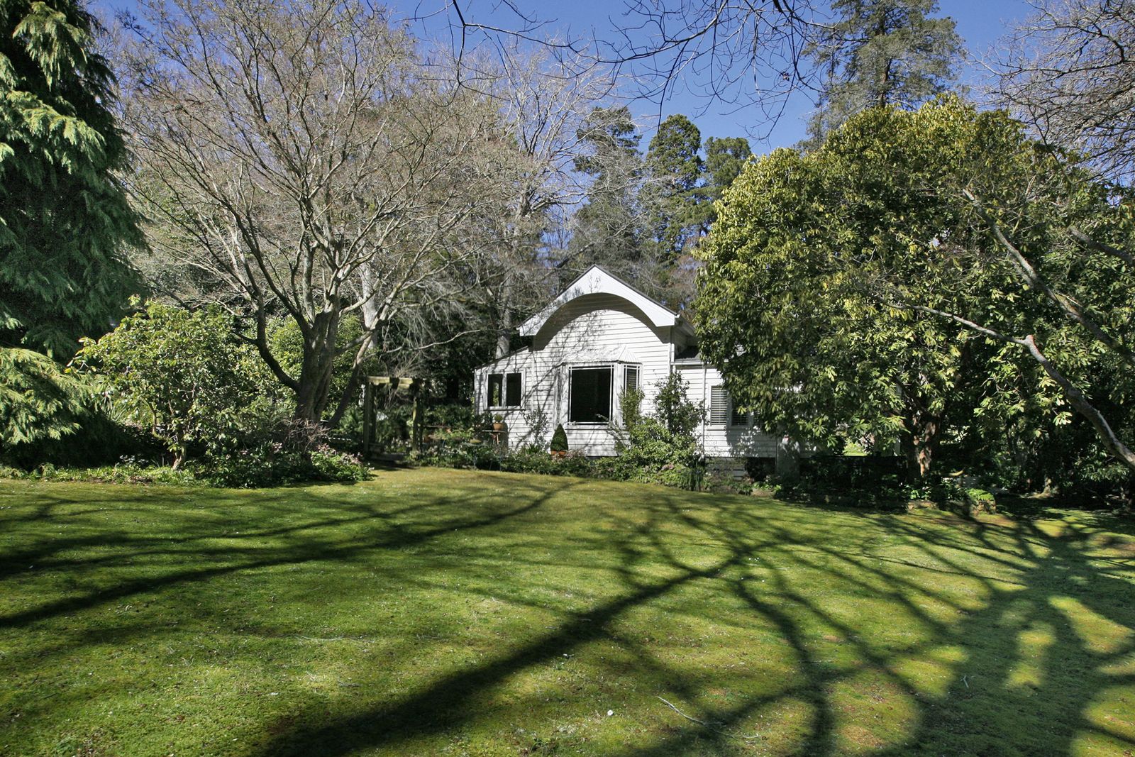 2 Devonshire Lane, Mount Macedon VIC 3441, Image 2