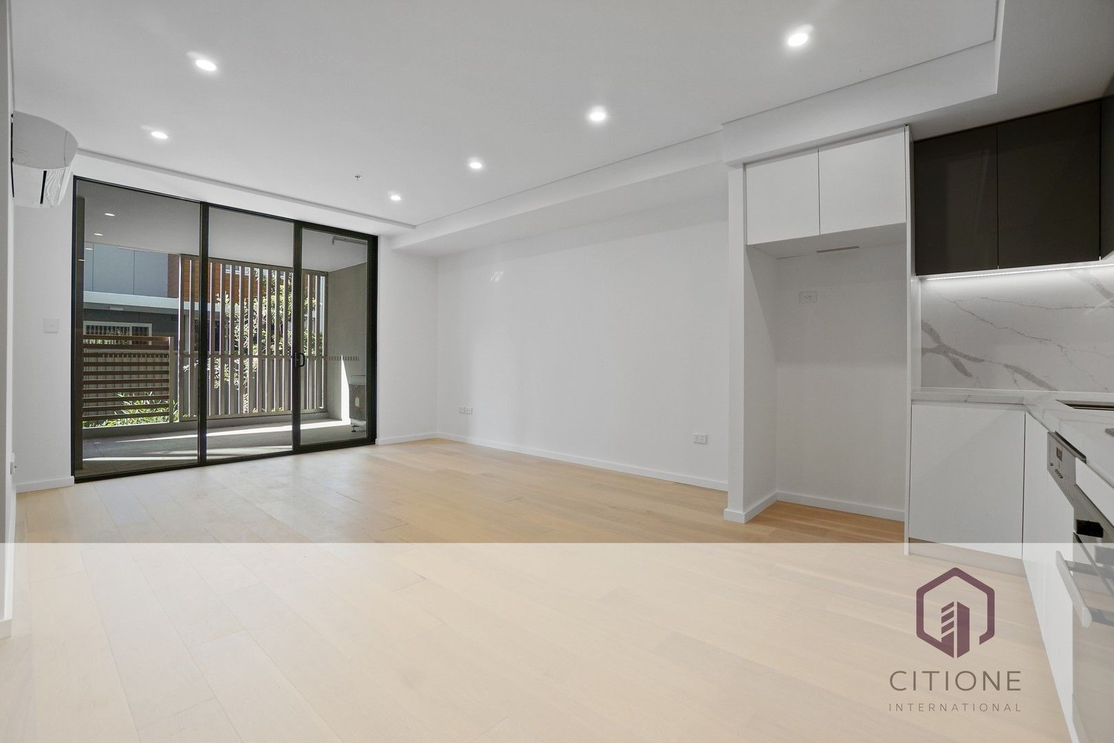 Top floor/28-30 Cliff Road, Epping NSW 2121, Image 2