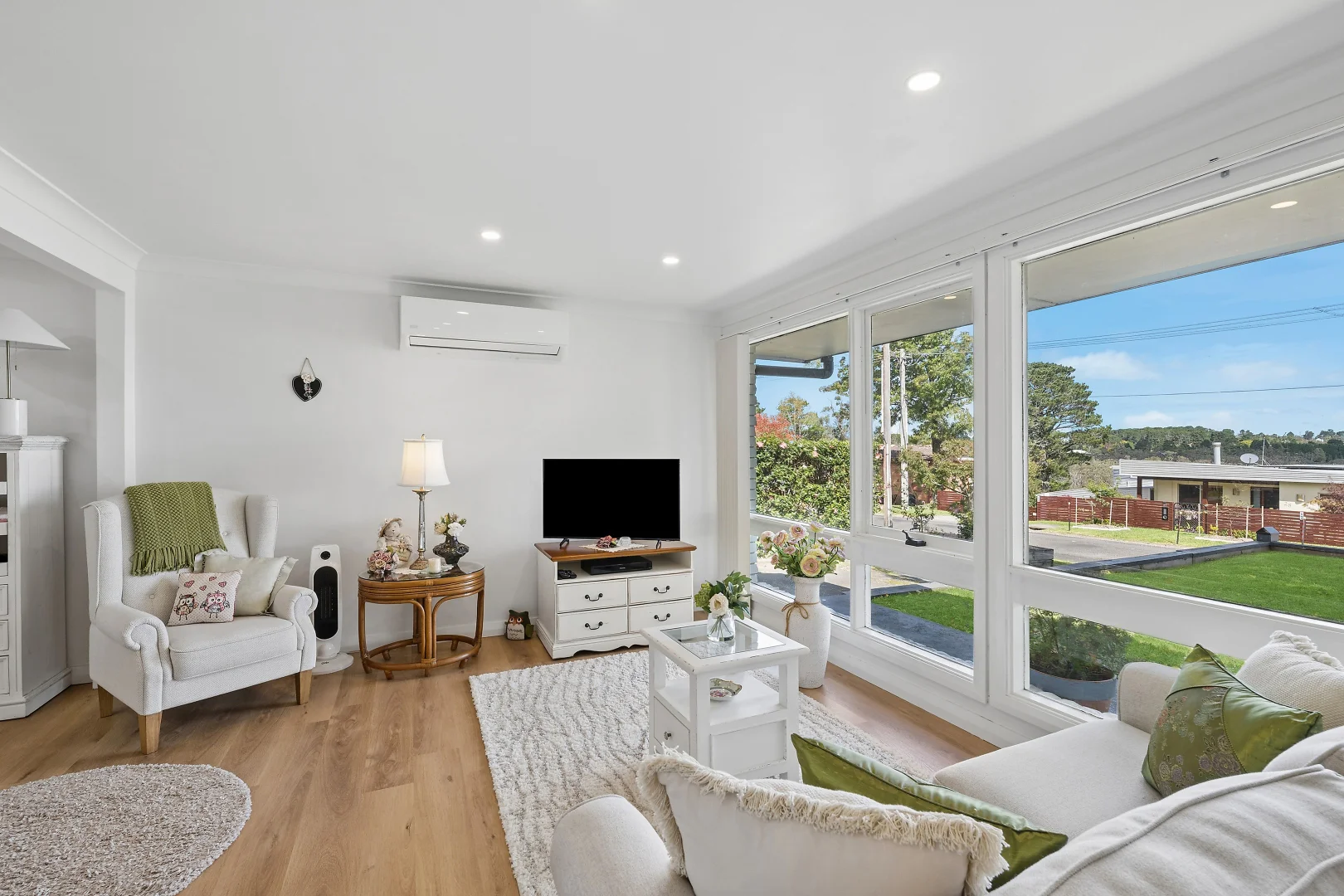 Additional image 10 of 11 Maple Grove, Wentworth Falls NSW 2782