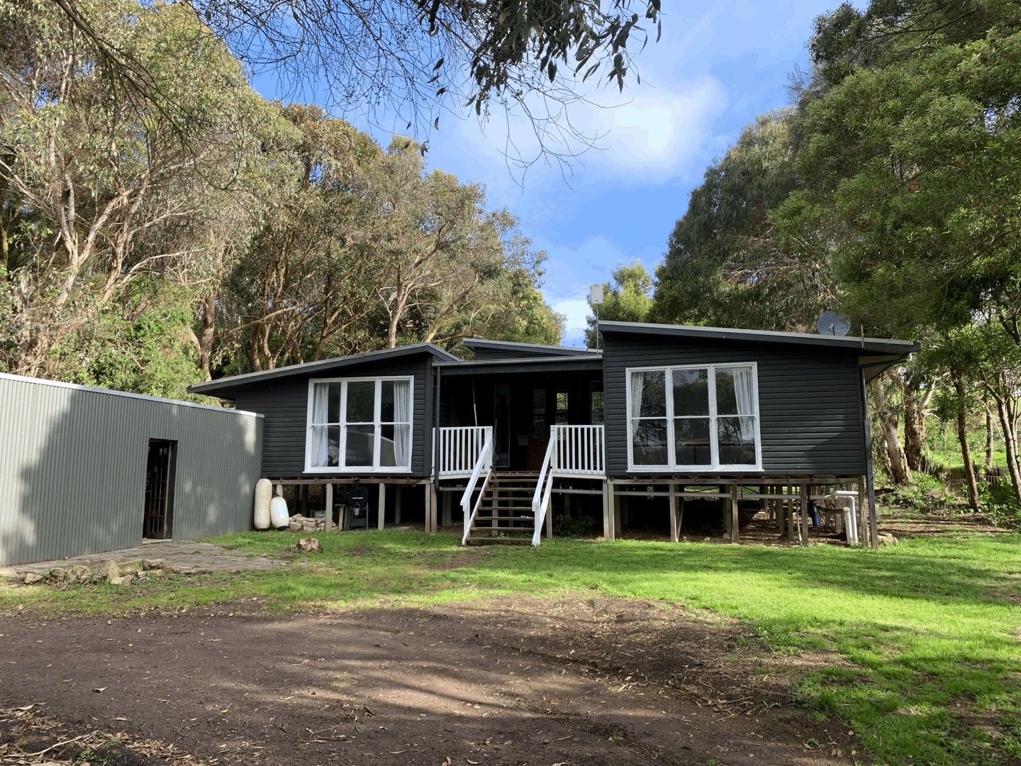 42 CAIRNS ROAD, Port Campbell VIC 3269, Image 2