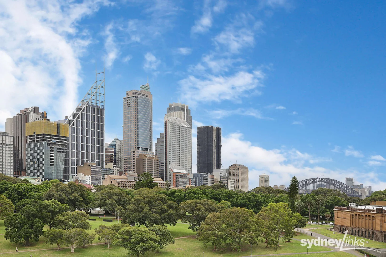 Primary image of 1005/22 Sir John Young Crescent, Woolloomooloo NSW 2011