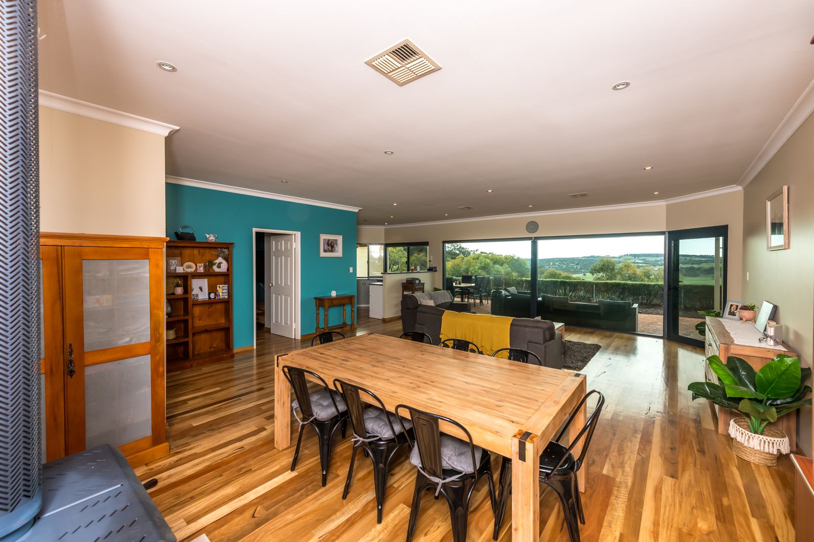 203 Timber Creek Crescent, Coondle WA 6566, Image 2