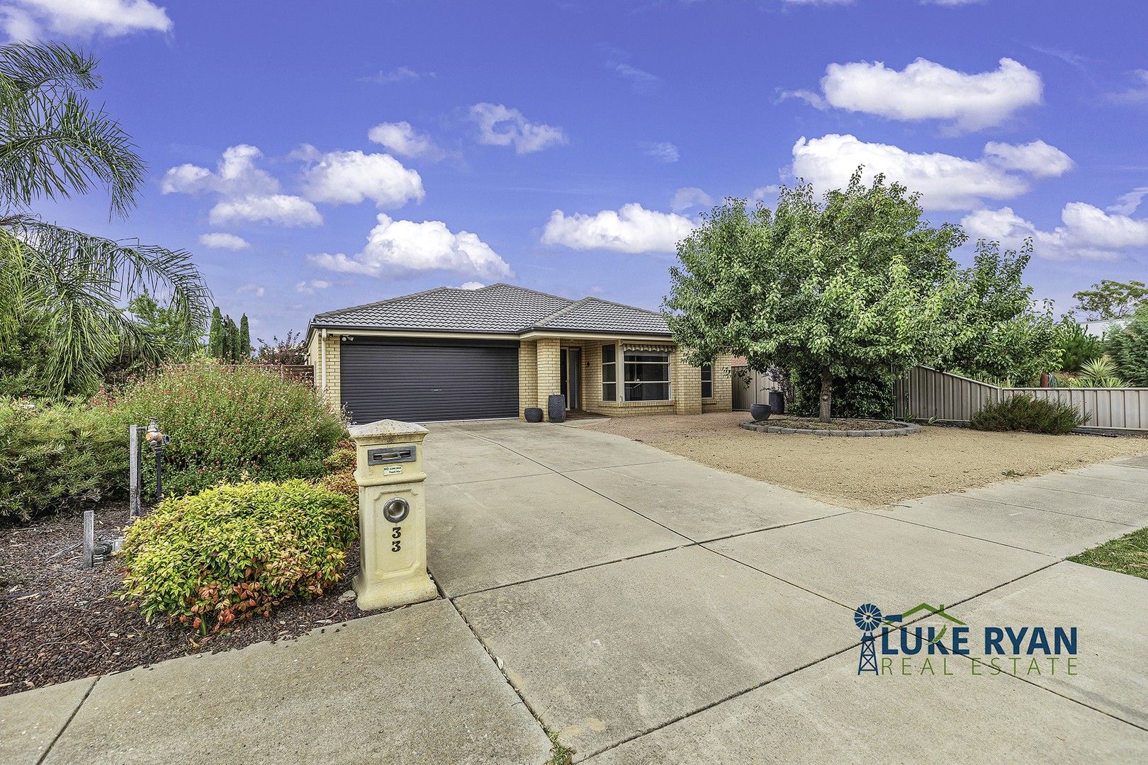 33 Diggora Road, Rochester VIC 3561, Image 0