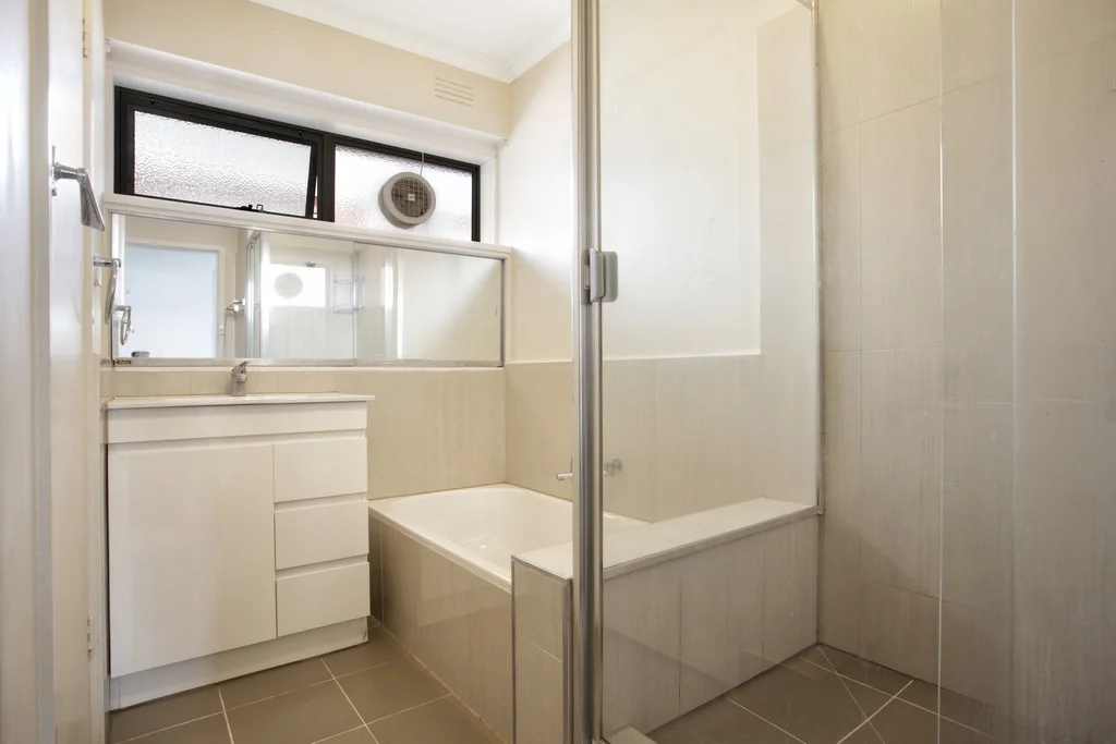 Additional image 4 of 4/684 Inkerman Road, Caulfield North VIC 3161