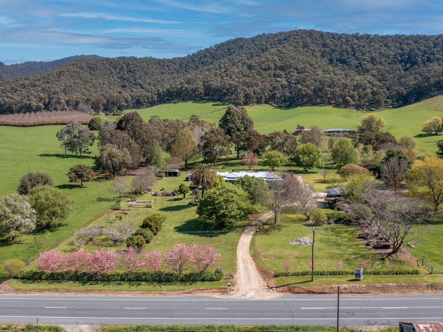 6446 Kiewa Valley Highway, Coral Bank VIC 3691, Image 0