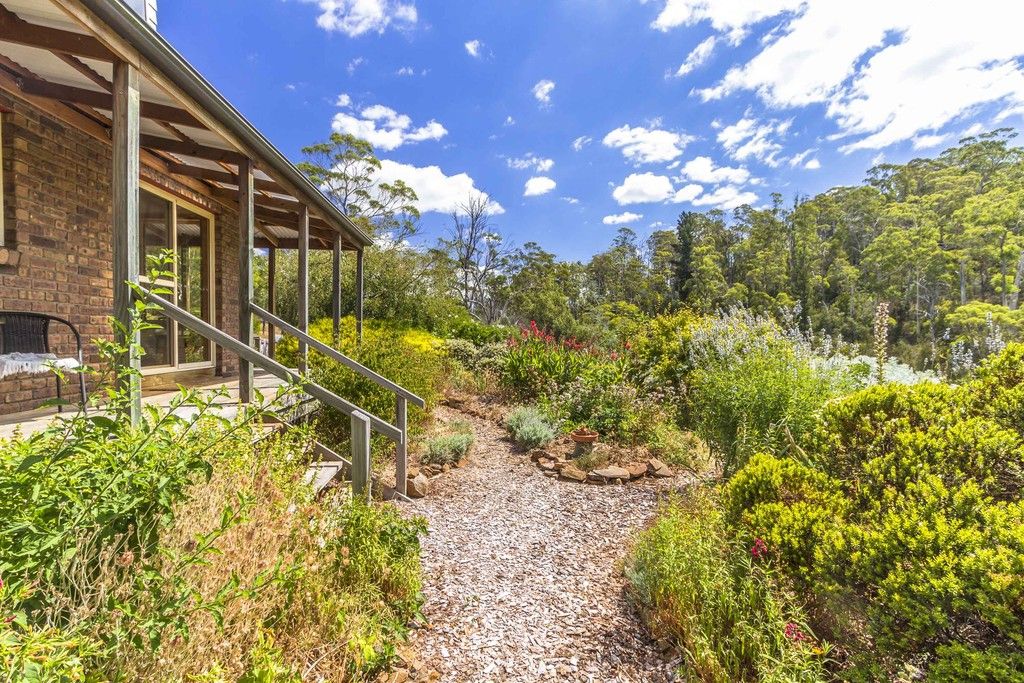 77 Glen Ard Mohr Road, EXETER TAS 7275, Image 2