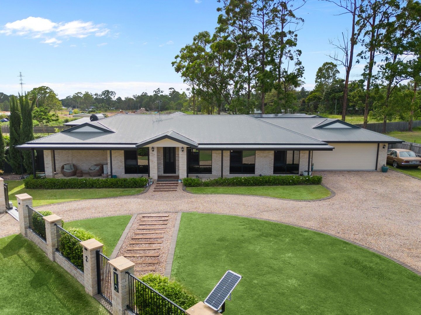 4 bedrooms House in 2 Cassidy Street CABOOLTURE QLD, 4510