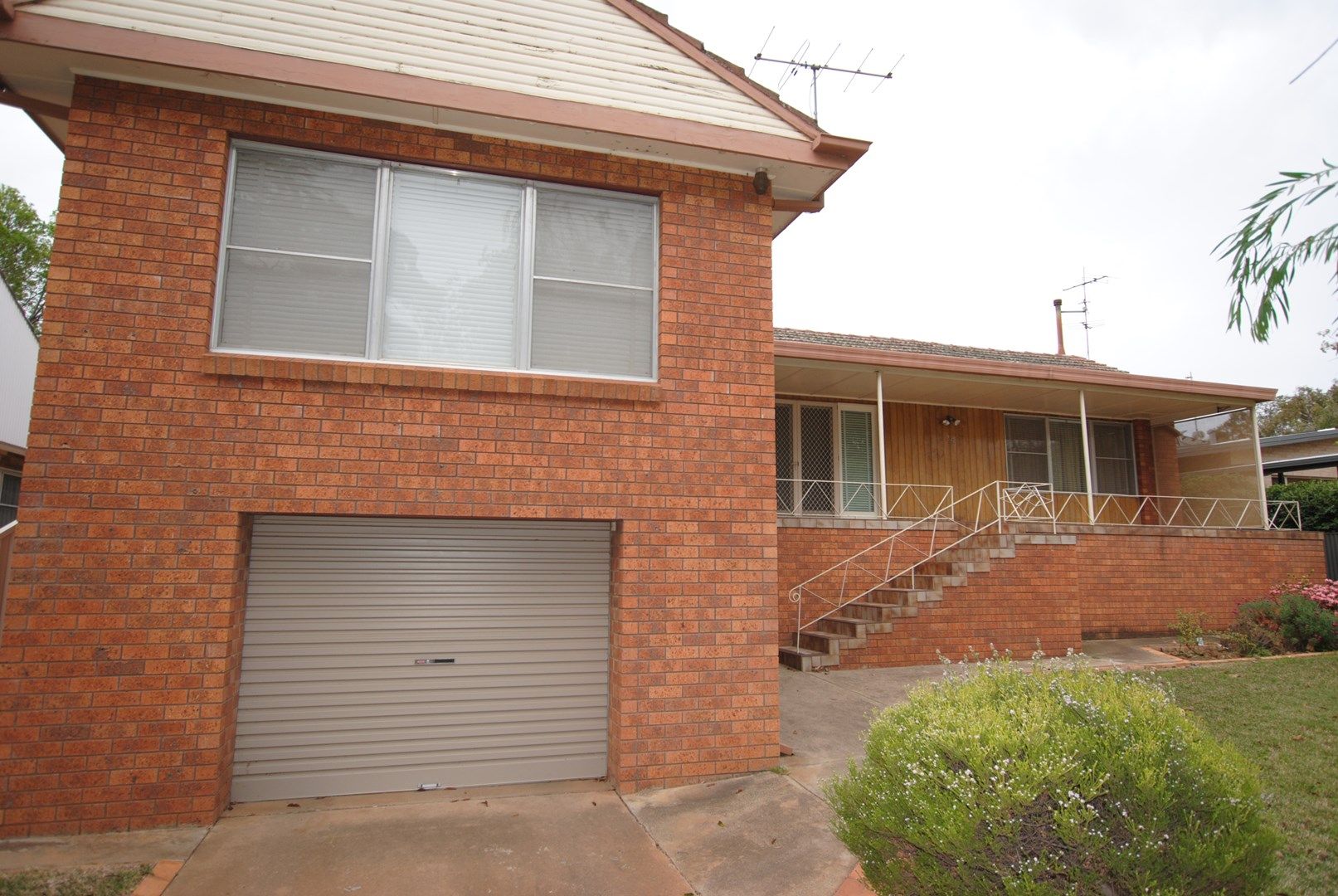 25 Thorby Crescent, Griffith NSW 2680, Image 0