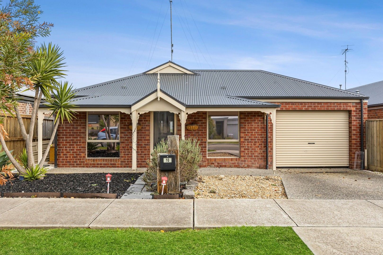 10 Barney Grove, Leopold VIC 3224, Image 1