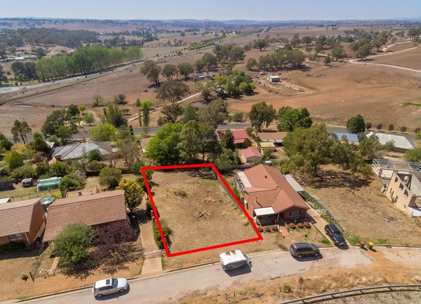 8 Mcardle Street, Molong NSW 2866